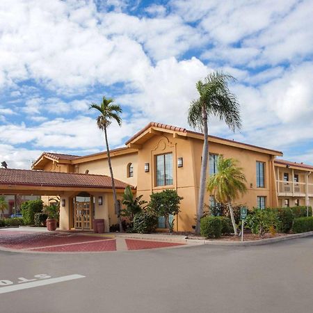 Baymont By Wyndham Fort Myers Central Zewnętrze zdjęcie