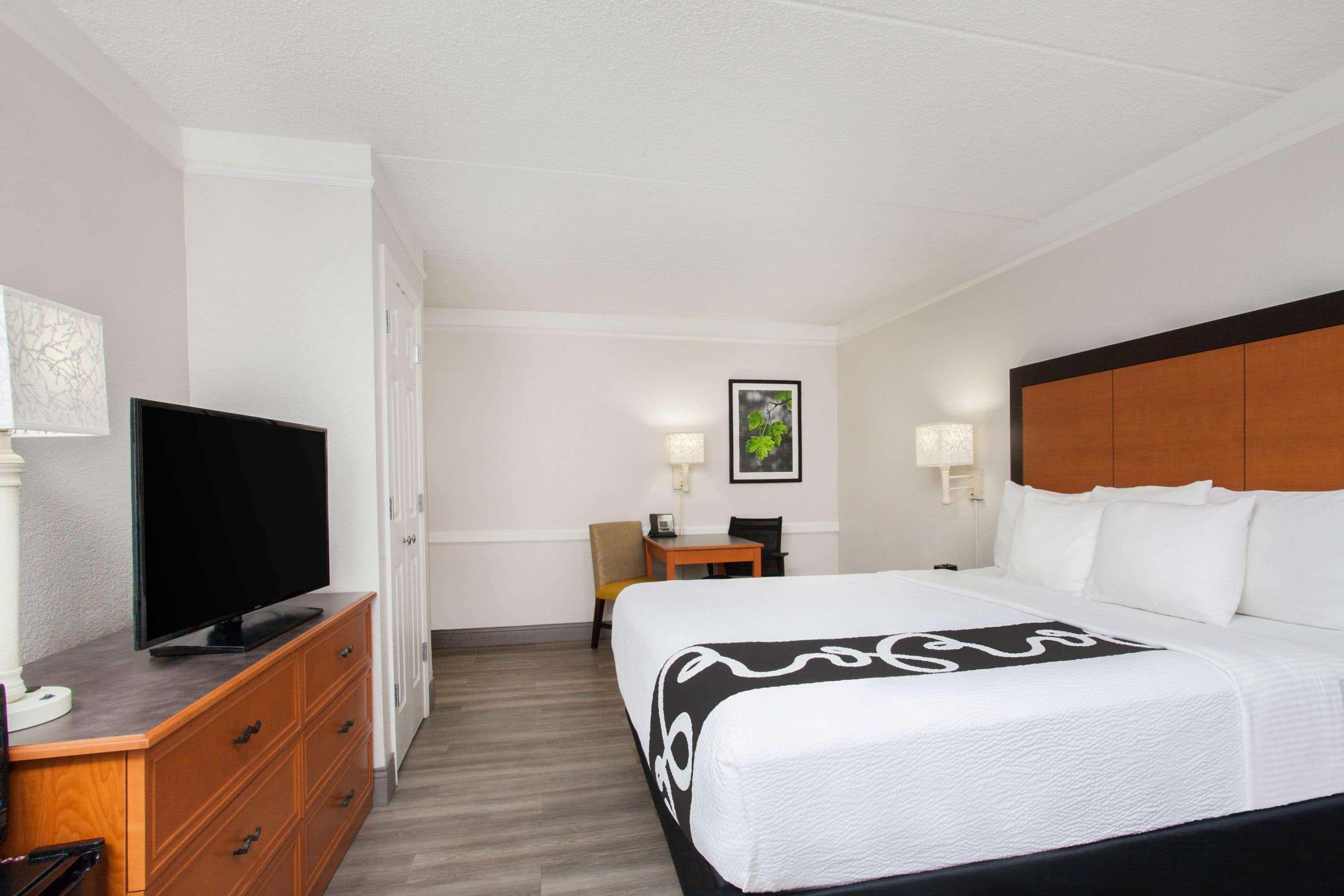 Baymont By Wyndham Fort Myers Central Zewnętrze zdjęcie