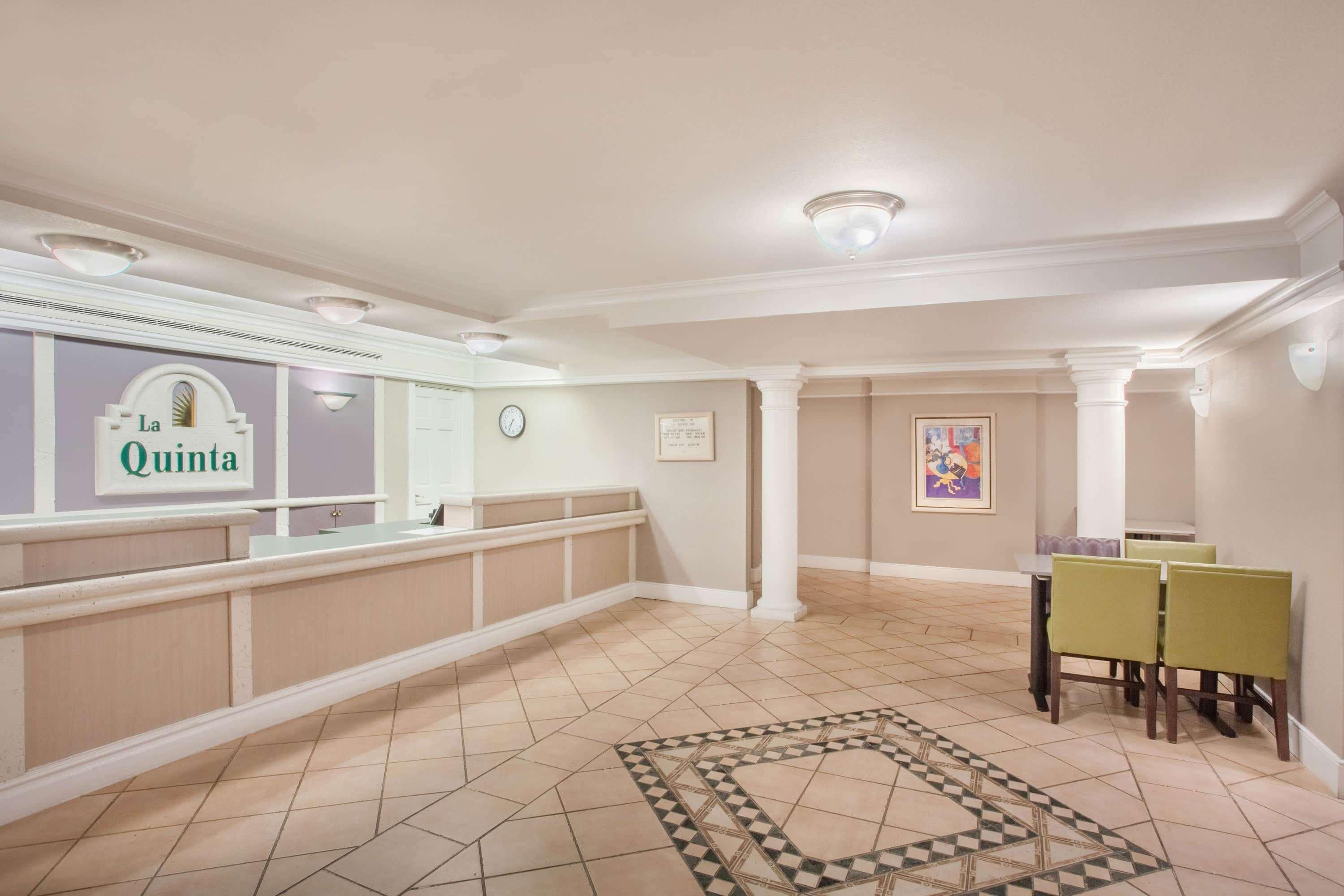 Baymont By Wyndham Fort Myers Central Zewnętrze zdjęcie
