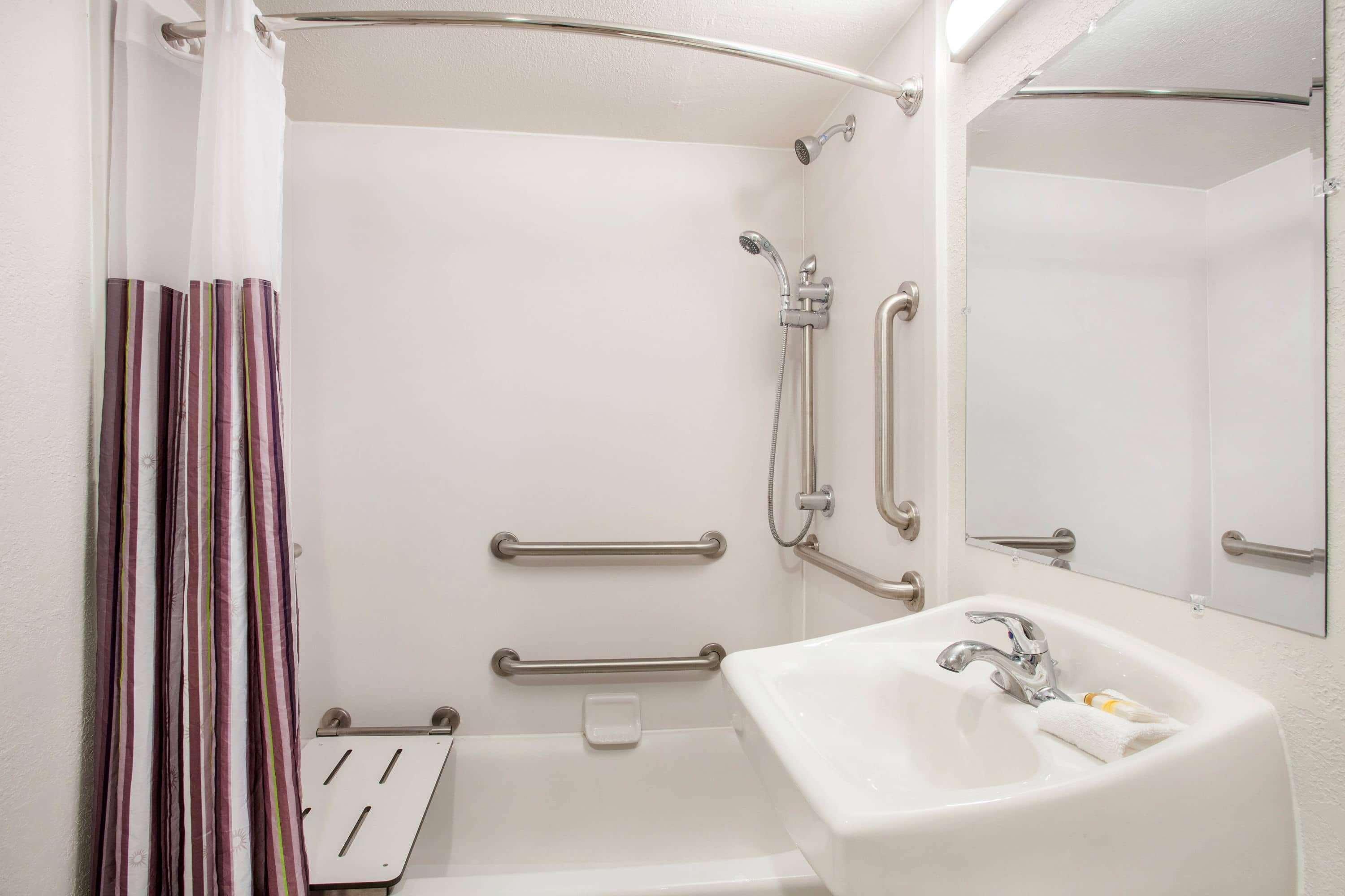 Baymont By Wyndham Fort Myers Central Zewnętrze zdjęcie