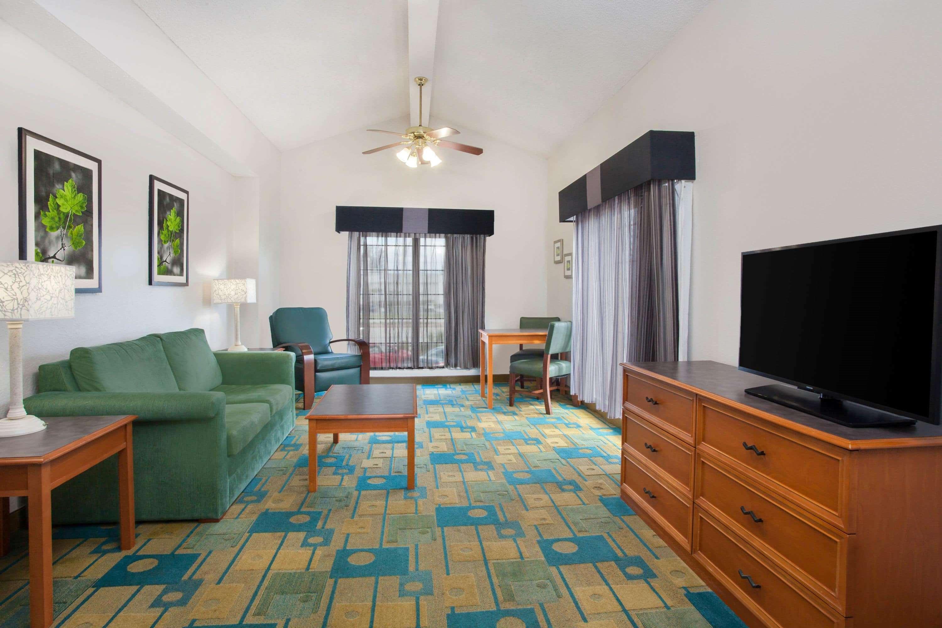 Baymont By Wyndham Fort Myers Central Zewnętrze zdjęcie