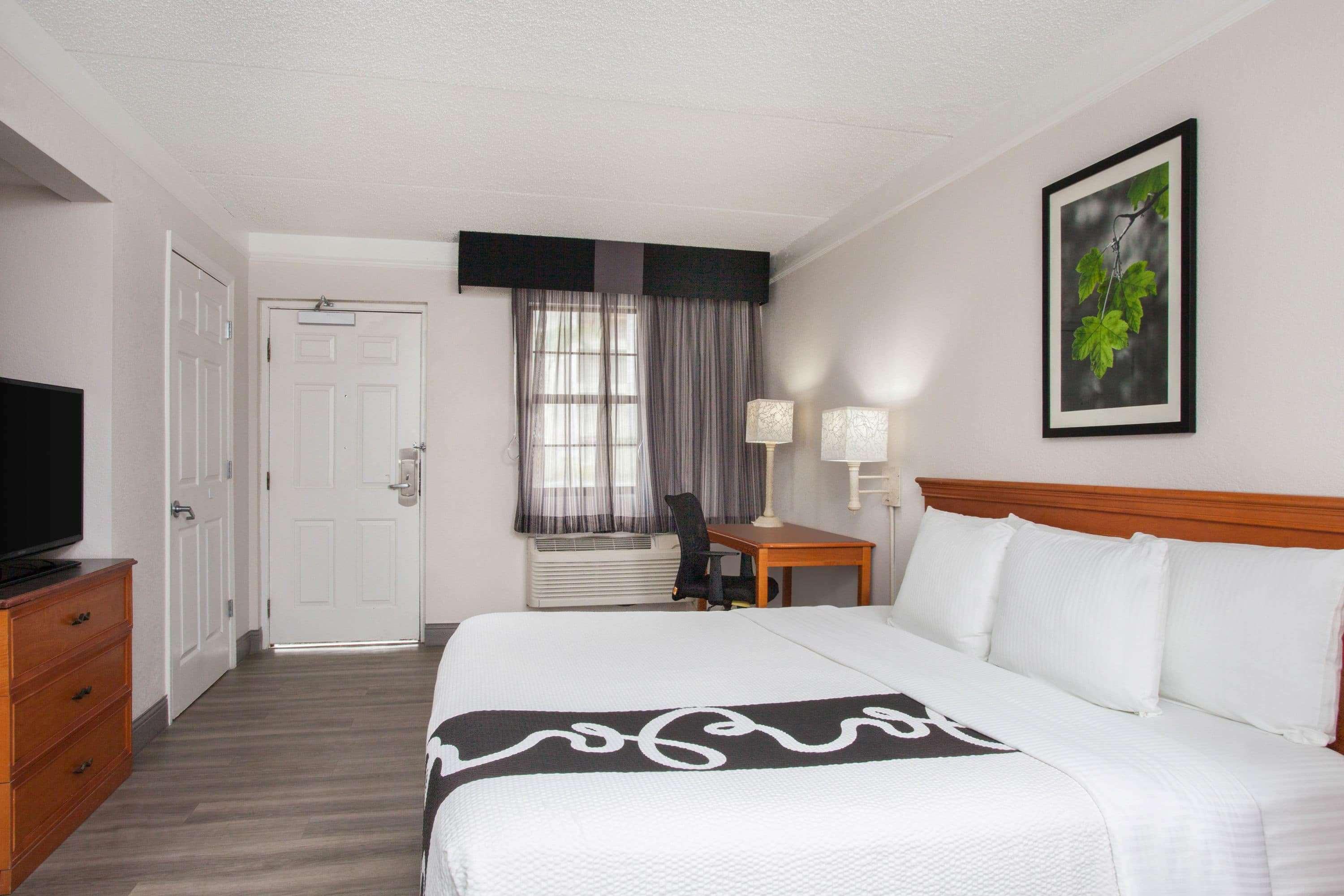 Baymont By Wyndham Fort Myers Central Zewnętrze zdjęcie